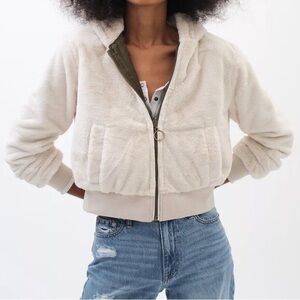Aeropostale Reversible Olive Green Satin Ivory Faux Fur Bomber Jacket Size XS